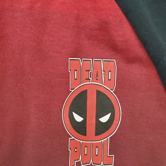 Deadpool shirt - Picture 4 of 4